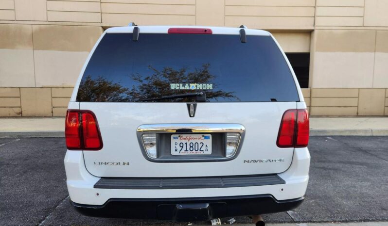 2005 Lincoln Navigator Sport Utility 4D full