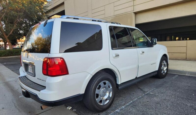 2005 Lincoln Navigator Sport Utility 4D full