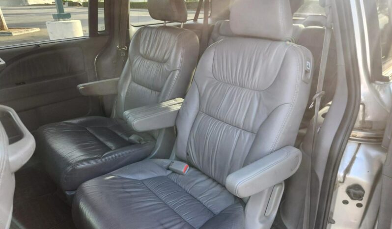 2008 Honda Odyssey Touring Minivan 4D full