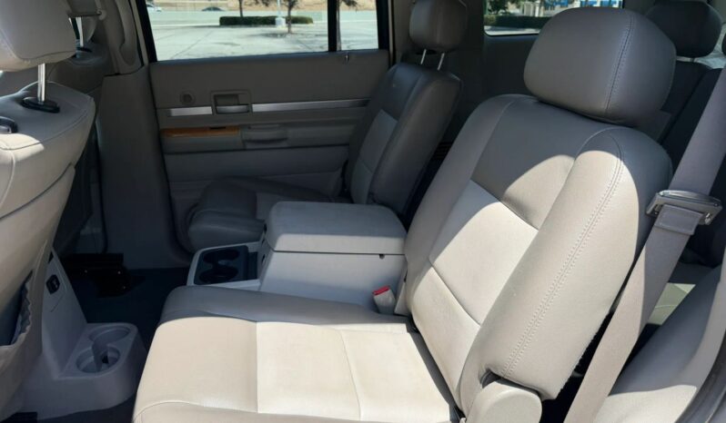 2008 Chrysler Aspen Limited Sport Utility 4D full